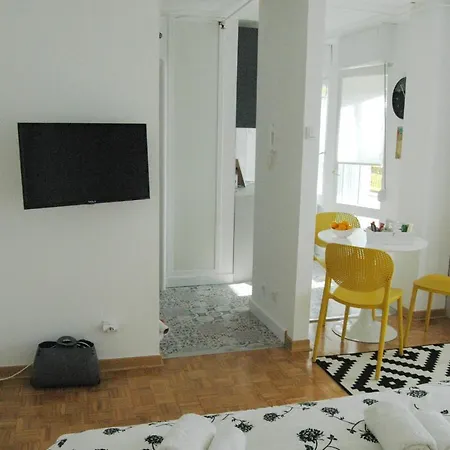 Five Apartment Belgrade Exterior photo